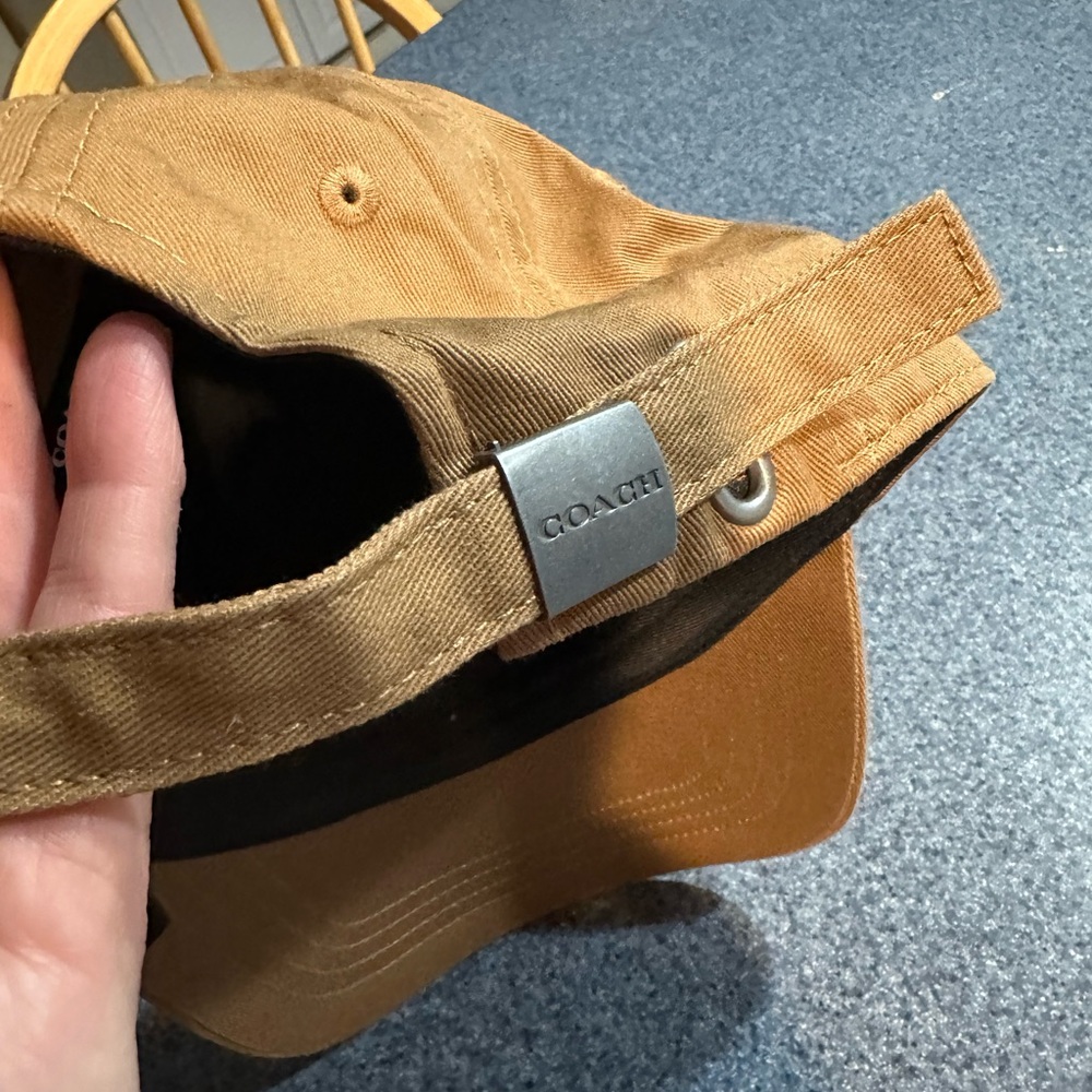 Brand new never worn women’s tan coach hat - Picture 3 of 5